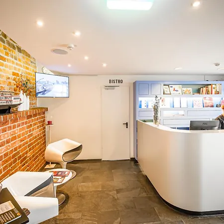 Hotel New Orleans 3*